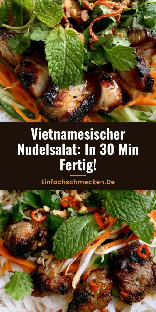 Vietnamesischer Nudelsalat: Das ultimative Rezept für Bun Thit Nuong 4 Vietnamesischer Nudelsalat in einer weißen Schüssel mit gegrilltem Fleisch, Erdnüssen und frischen Kräutern.